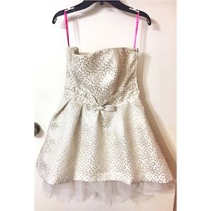 Betsey Johnson Strapless Tulle Party Dress